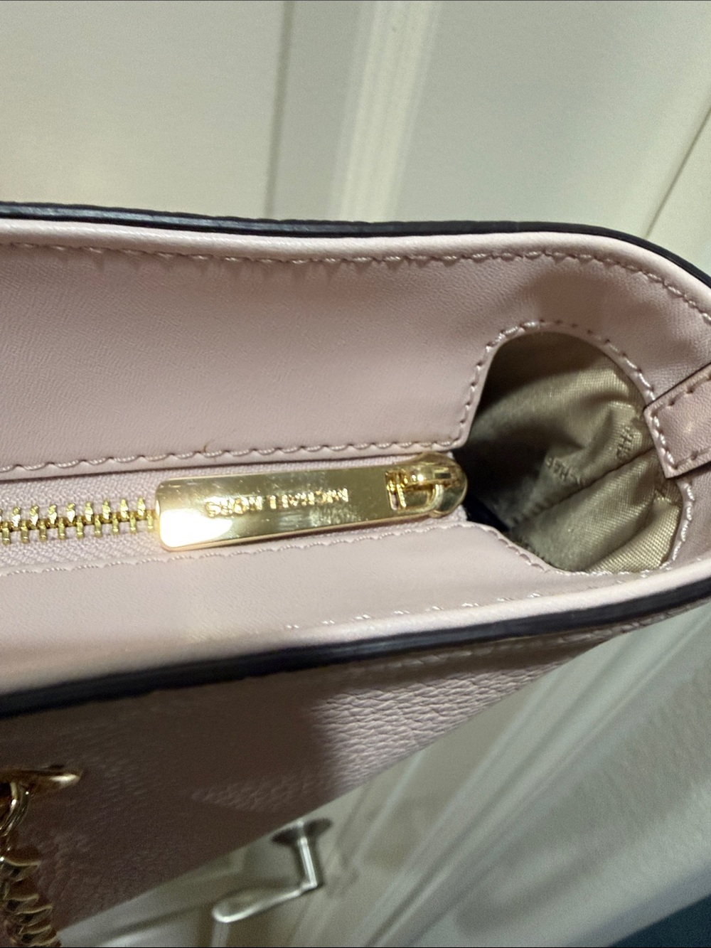 Michael Kors Blush Pink Pebbled Leather Chain-Handle Zipper Top NWT Tote - Picture 13 of 15